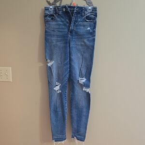 American Eagle Outfitters High Rise Blue Jeans Womens ( Size 2 Short Length)
